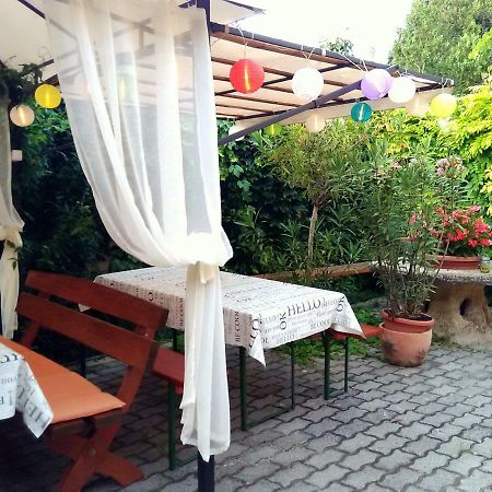 גיולה Burg Apartman מראה חיצוני תמונה