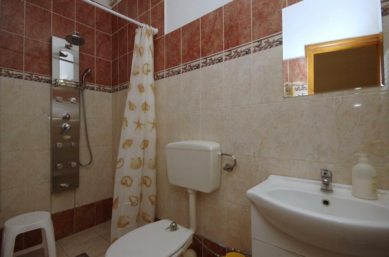 גיולה Burg Apartman מראה חיצוני תמונה