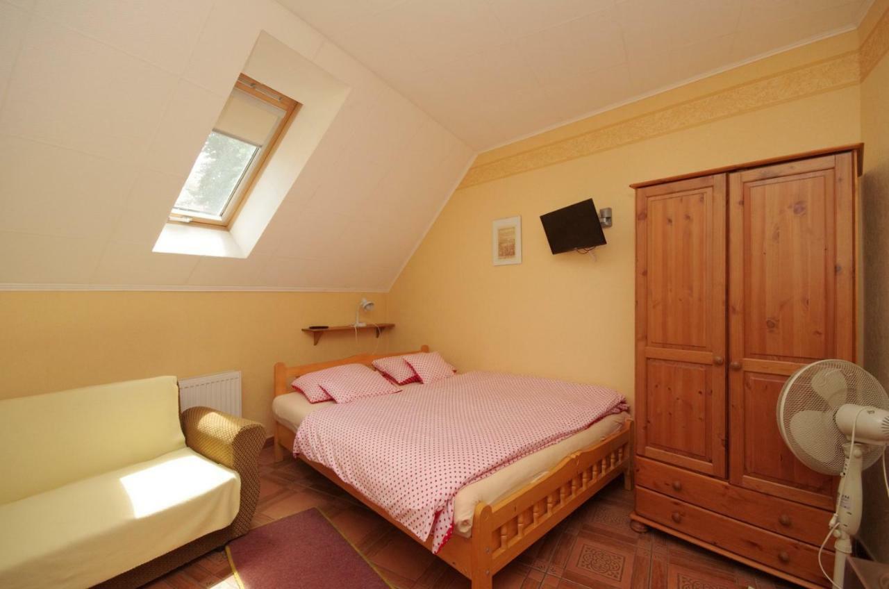 גיולה Burg Apartman מראה חיצוני תמונה